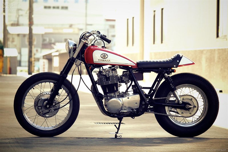 Yamaha sr400